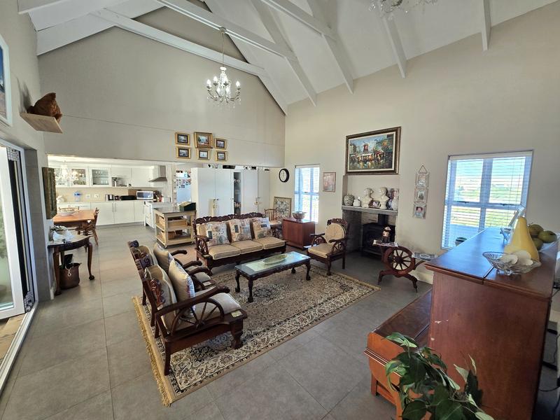 3 Bedroom Property for Sale in Britannia Bay Western Cape